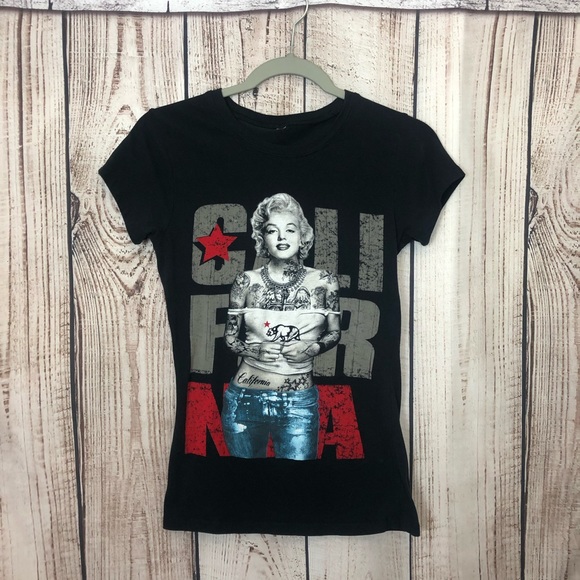 Tops - 🍭6:$16🍭Marilyn Monroe Black California Graphic T